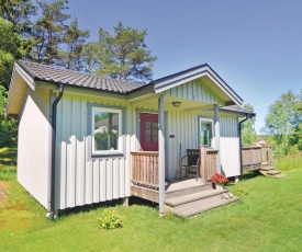 One-Bedroom Holiday home in Ellös